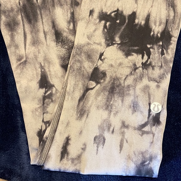 Lululemon fast and free tight 25 inch size 4 Brand new - Picture 2 of 5